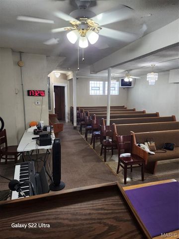2801 Arlington Avenue, St Louis, MO 63120