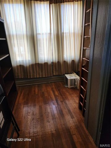 2801 Arlington Avenue, St Louis, MO 63120