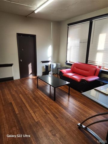 2801 Arlington Avenue, St Louis, MO 63120
