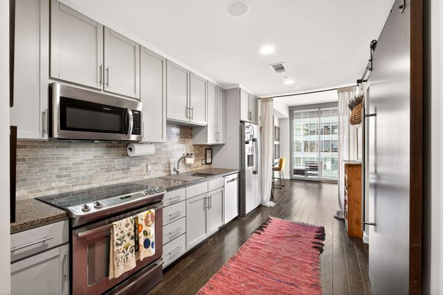 1212 Laurel St Apt 1312, Nashville, TN 37203