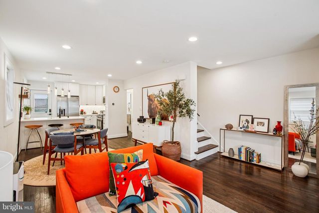 739 KENNEDY ST NE, Washington, DC 20011