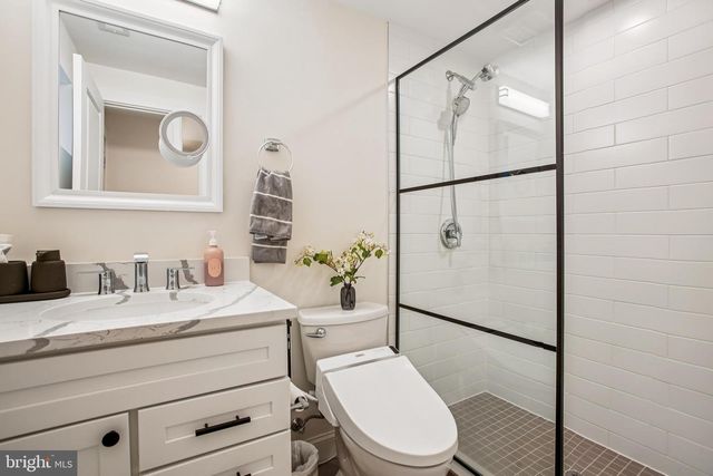 739 KENNEDY ST NE, Washington, DC 20011