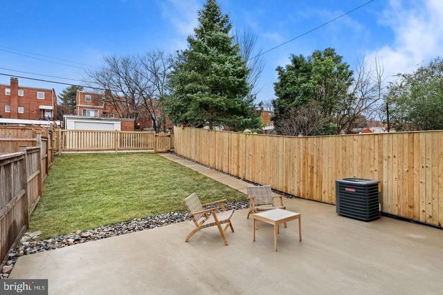 739 KENNEDY ST NE, Washington, DC 20011