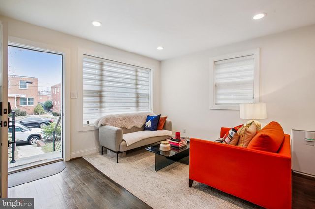 739 KENNEDY ST NE, Washington, DC 20011