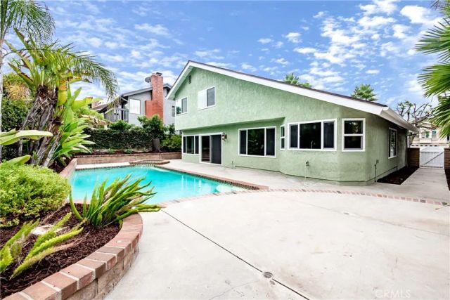 25512 Alisal Avenue, Laguna Hills, CA 92653