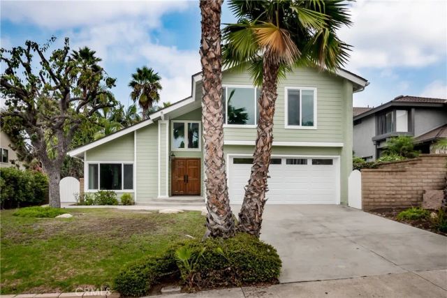 25512 Alisal Avenue, Laguna Hills, CA 92653