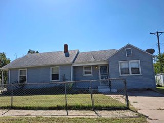 849 N Spruce St, Wichita, KS 67214