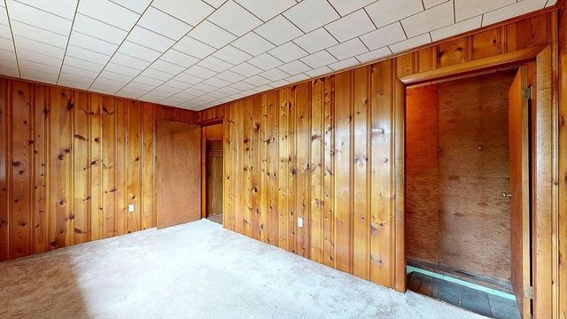 14 Hadwen Rd, Worcester, MA 01602