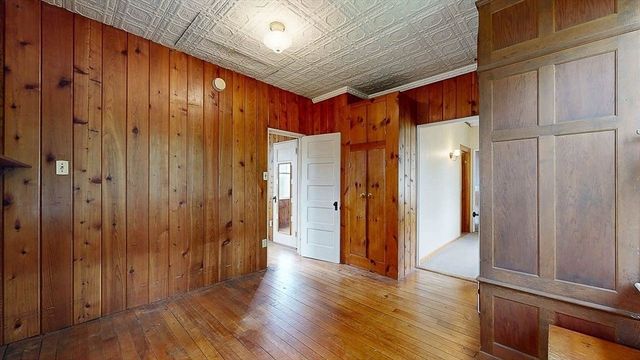 14 Hadwen Rd, Worcester, MA 01602