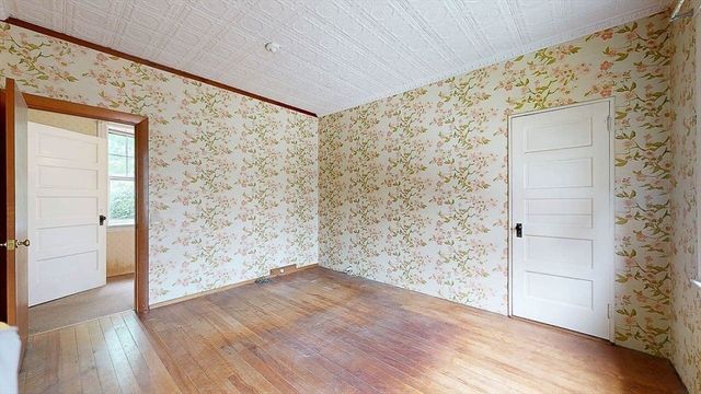 14 Hadwen Rd, Worcester, MA 01602