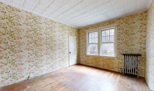 14 Hadwen Rd, Worcester, MA 01602