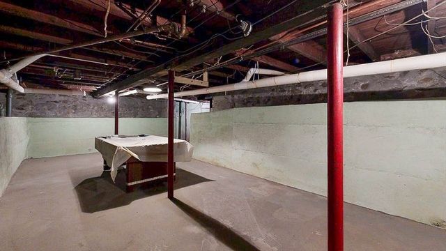 14 Hadwen Rd, Worcester, MA 01602