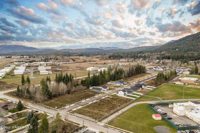 1119 Jersey St, Sandpoint, ID 83864