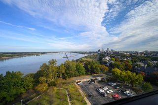 655 S Riverside Dr Apt 1103, Memphis, TN 38103