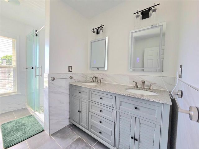1140 Foxcroft Drive, Morrow, GA 30260