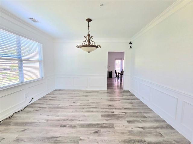 1140 Foxcroft Drive, Morrow, GA 30260