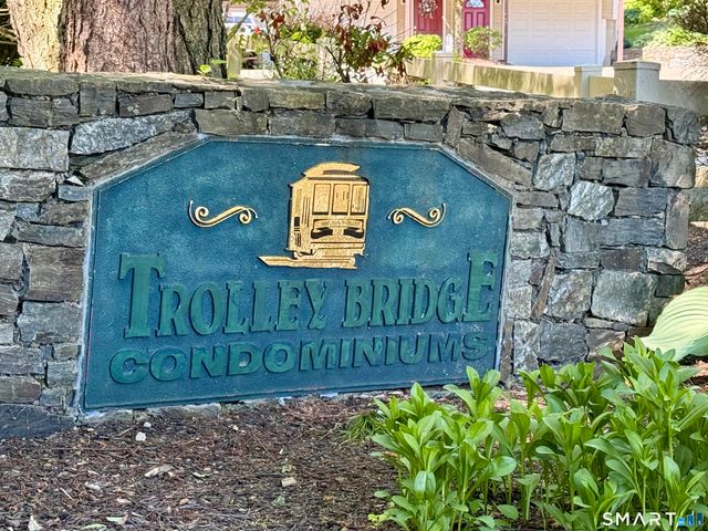 40 Trolley Bridge Road 9, Shelton, CT 06484