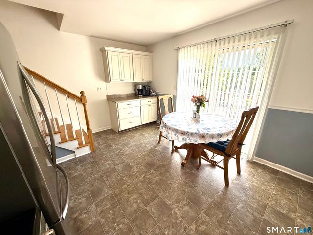 40 Trolley Bridge Road 9, Shelton, CT 06484