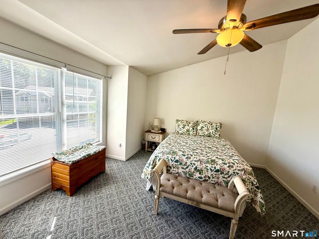 40 Trolley Bridge Road 9, Shelton, CT 06484