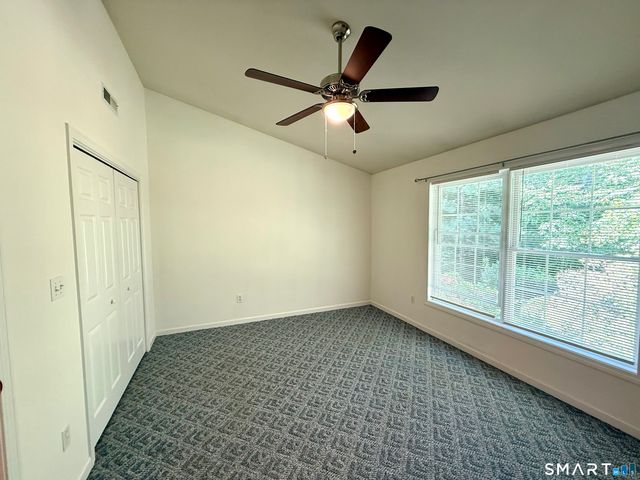 40 Trolley Bridge Road 9, Shelton, CT 06484