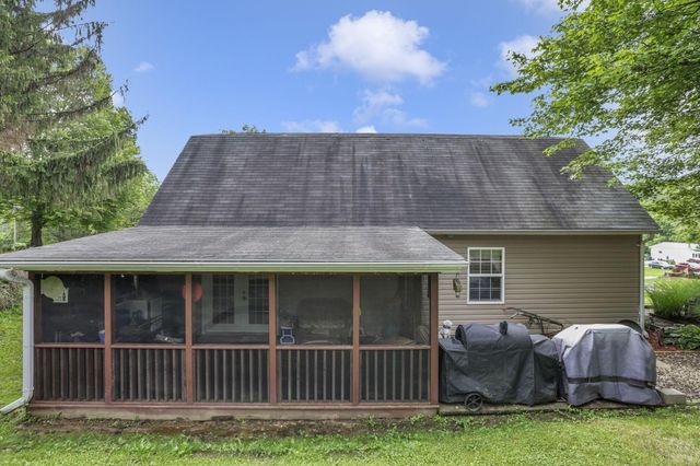 2530 Hamburg Road SW, Lancaster, OH 43130