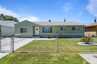 129 H Street NE, Ephrata, WA 98823