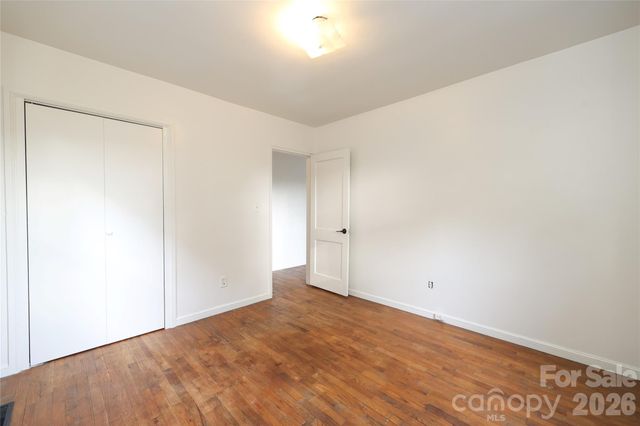 515 Wakefield Drive A, Charlotte, NC 28209