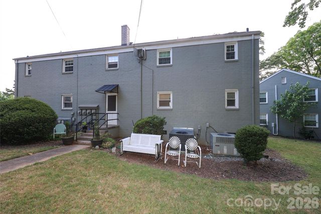 515 Wakefield Drive A, Charlotte, NC 28209