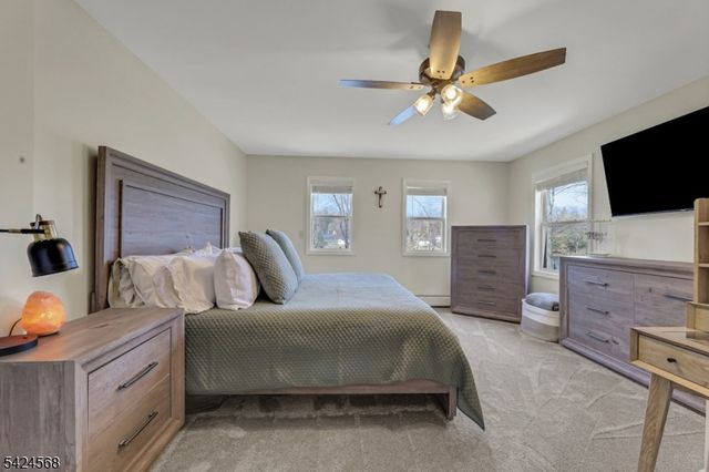 23 Up Mt Glen Lake Dr, West Milford Twp., NJ 07480