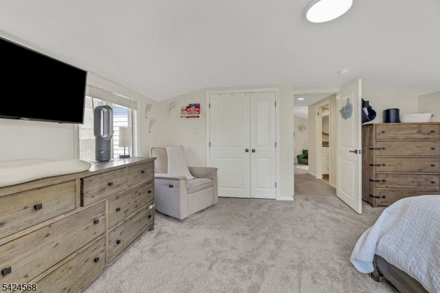 23 Up Mt Glen Lake Dr, West Milford Twp., NJ 07480