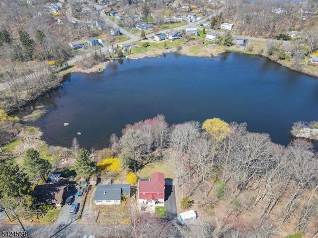 23 Up Mt Glen Lake Dr, West Milford Twp., NJ 07480