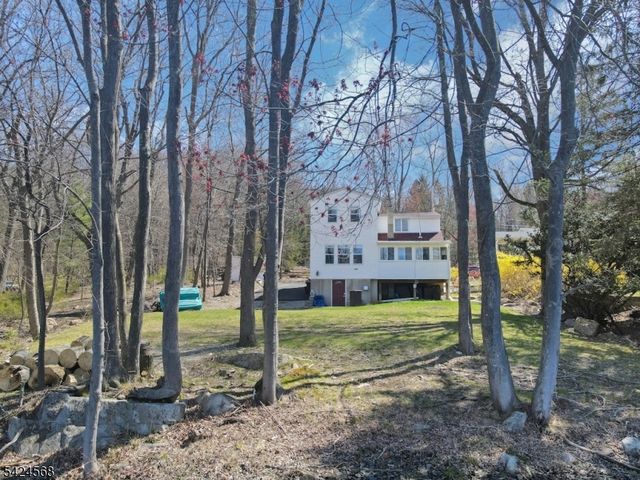 23 Up Mt Glen Lake Dr, West Milford Twp., NJ 07480