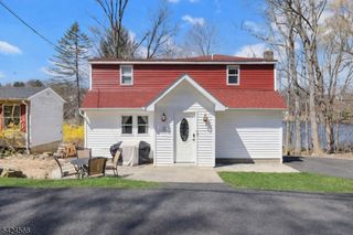 23 Up Mt Glen Lake Dr, West Milford Twp., NJ 07480