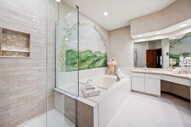 1919 Waverly Circle, St. Charles, IL 60174