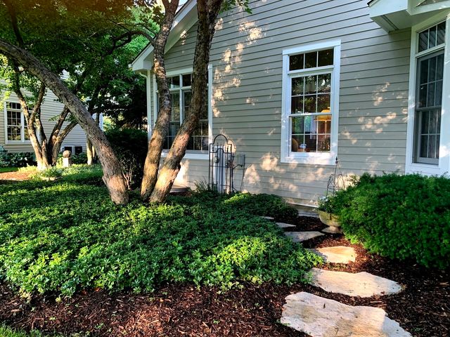 1919 Waverly Circle, St. Charles, IL 60174