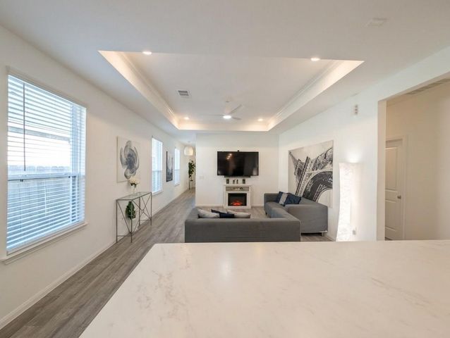 18122 Sonresa Way, Tomball, TX 77377