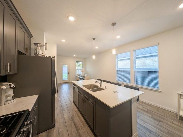 18122 Sonresa Way, Tomball, TX 77377