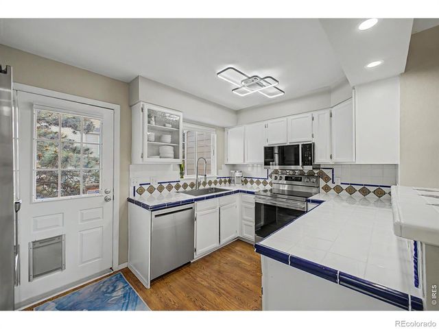 9525 W Coal Mine Avenue A, Littleton, CO 80123