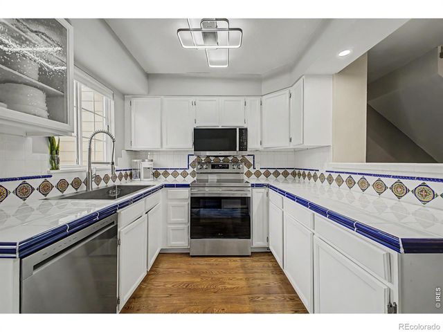 9525 W Coal Mine Avenue A, Littleton, CO 80123