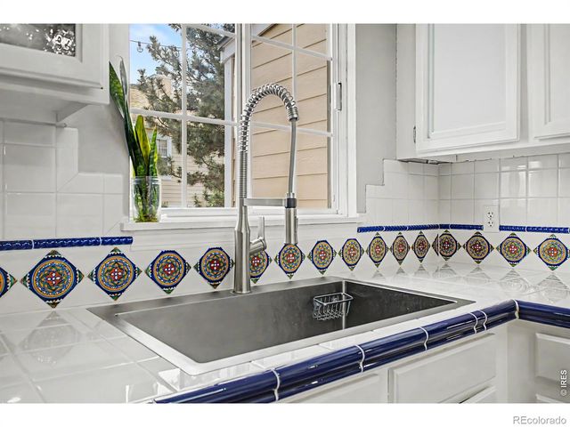 9525 W Coal Mine Avenue A, Littleton, CO 80123