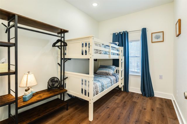 4213 Avenue S, Galveston, TX 77550