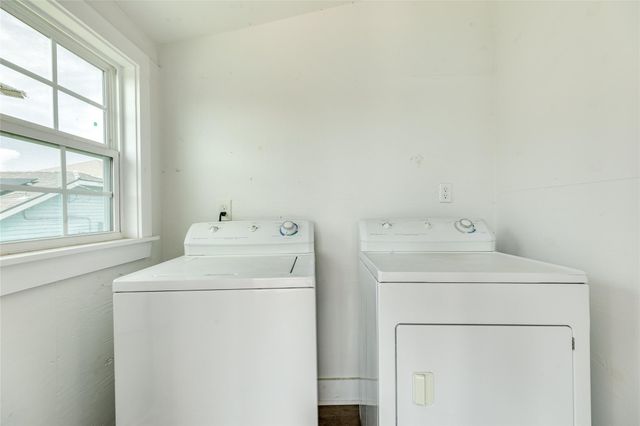 4213 Avenue S, Galveston, TX 77550