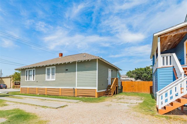 4213 Avenue S, Galveston, TX 77550