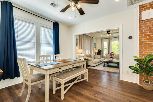 4213 Avenue S, Galveston, TX 77550