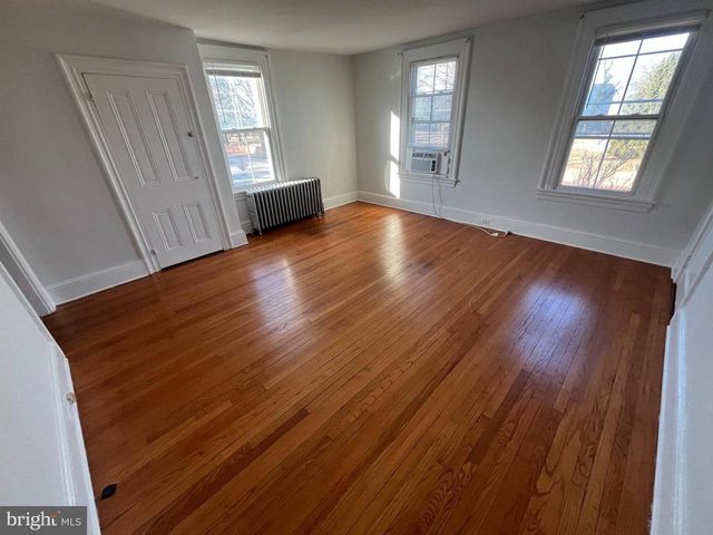 115 W BROADWAY, Salem, NJ 08079