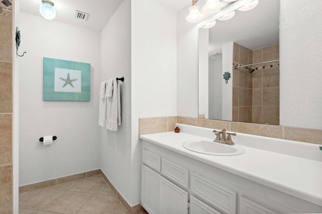900 Gulf Shore Drive 5, Destin, FL 32541