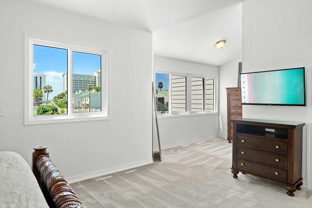 900 Gulf Shore Drive 5, Destin, FL 32541