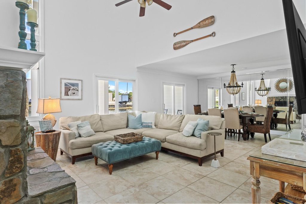 900 Gulf Shore Drive 5, Destin, FL 32541