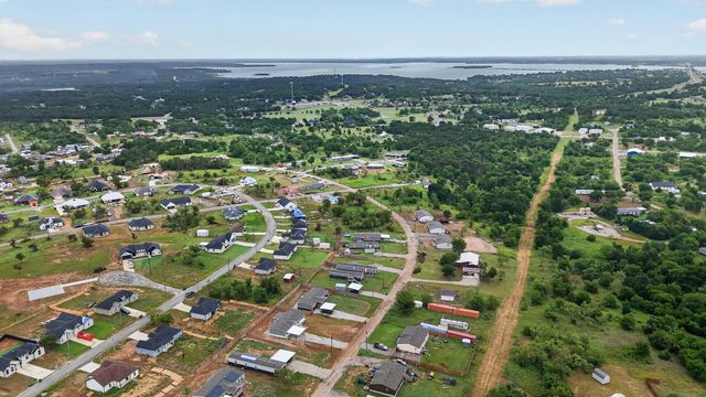 215 Overland Trail, Bridgeport, TX 76426