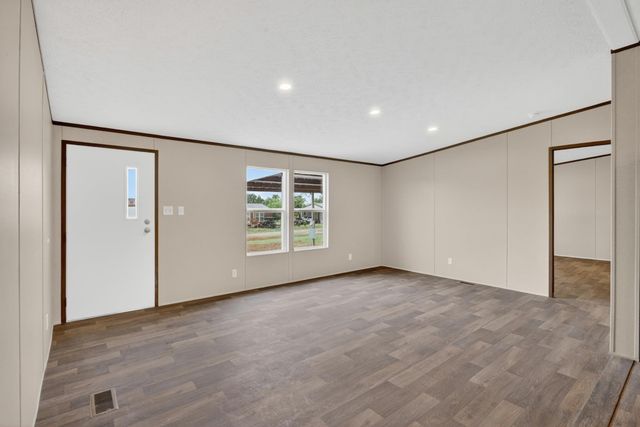 215 Overland Trail, Bridgeport, TX 76426